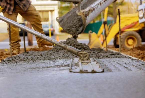 Experienced contractors deliver top-notch concrete construction services.